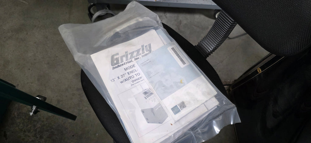 Grizzly G0884 13" CNC Lathe with Auto Tool Changer (used)