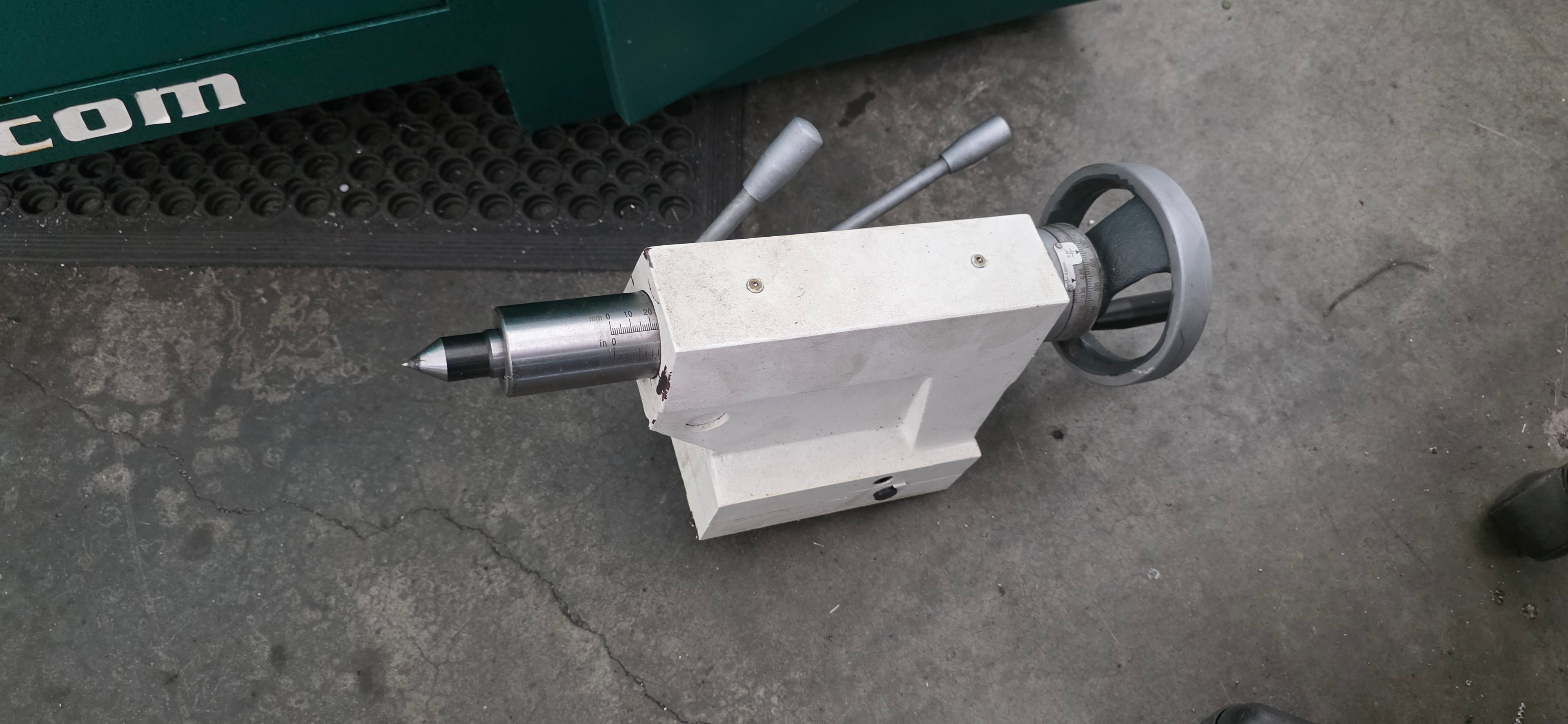 Grizzly G0884 13" CNC Lathe with Auto Tool Changer (used)