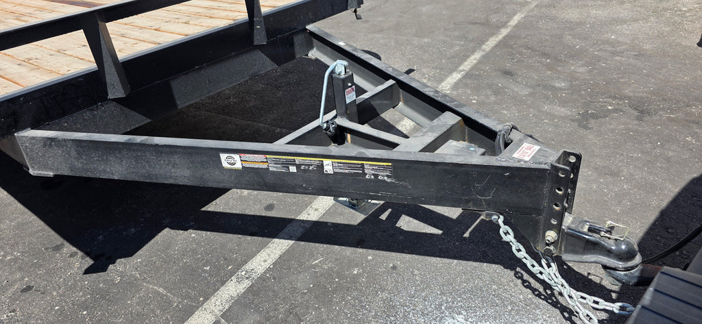 8.5 x 20 10K Deckover Trailer (used)